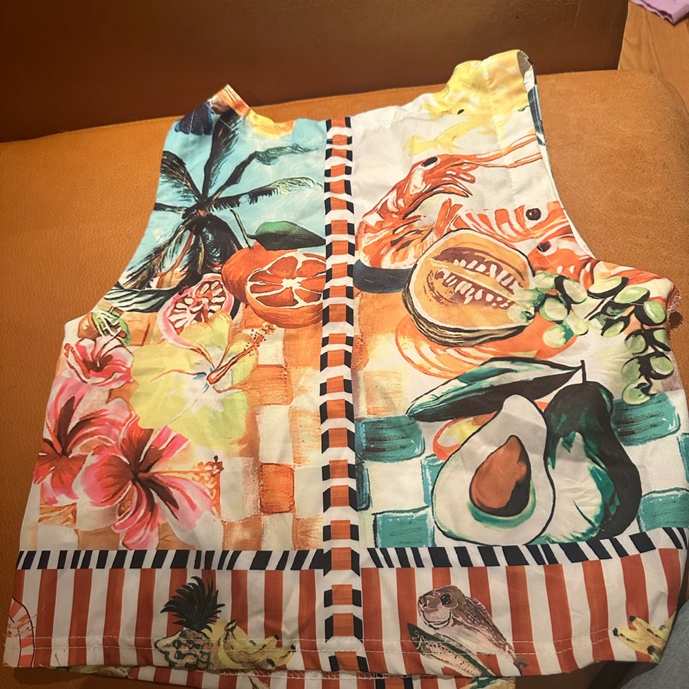 Colorful Tropical Print Sleeveless Top